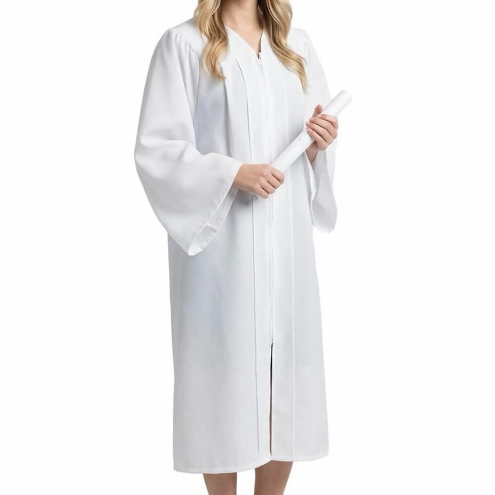 Graudation white gown one size wear once excellent condition